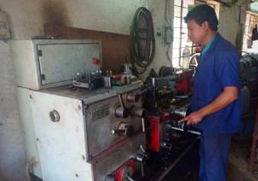 LATHE 03 MAKE- ROCIO 